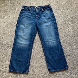 Madewell Low Slung Baggy Petite Size 29 - inseam 27” it fits for standard